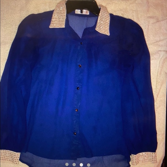 💙Studded Blouse ✨ - Picture 2 of 4